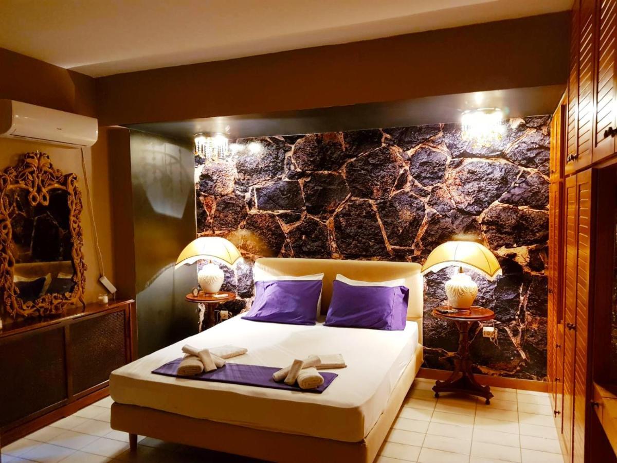 Kouro's Private Room! Appartement
